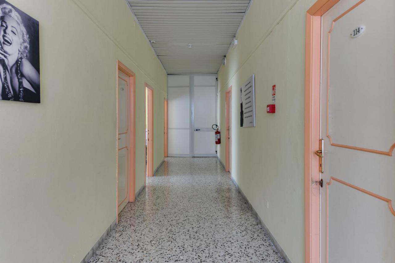 Hotel Villa Merope Rimini Luaran gambar