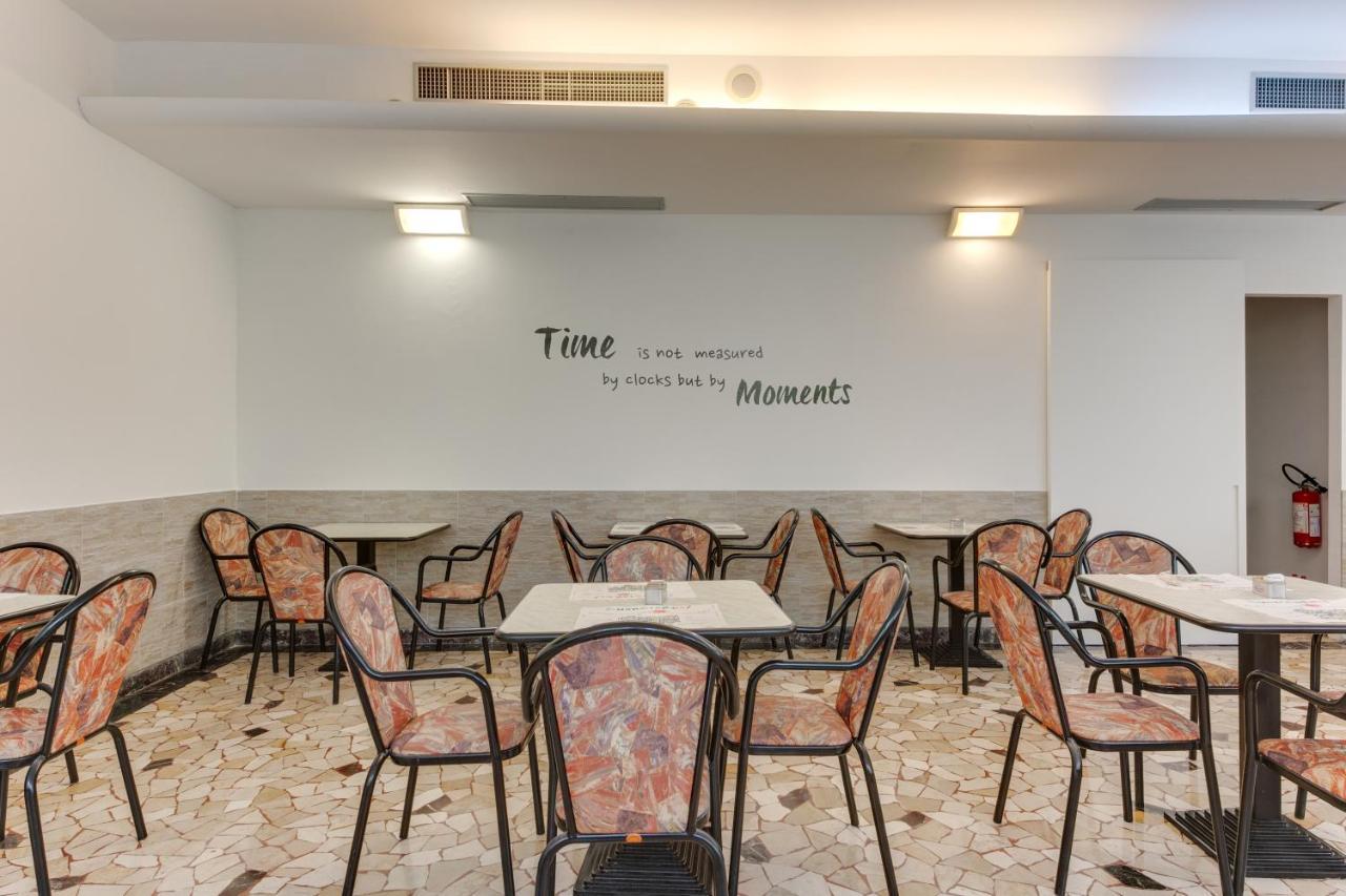 Hotel Villa Merope Rimini Luaran gambar