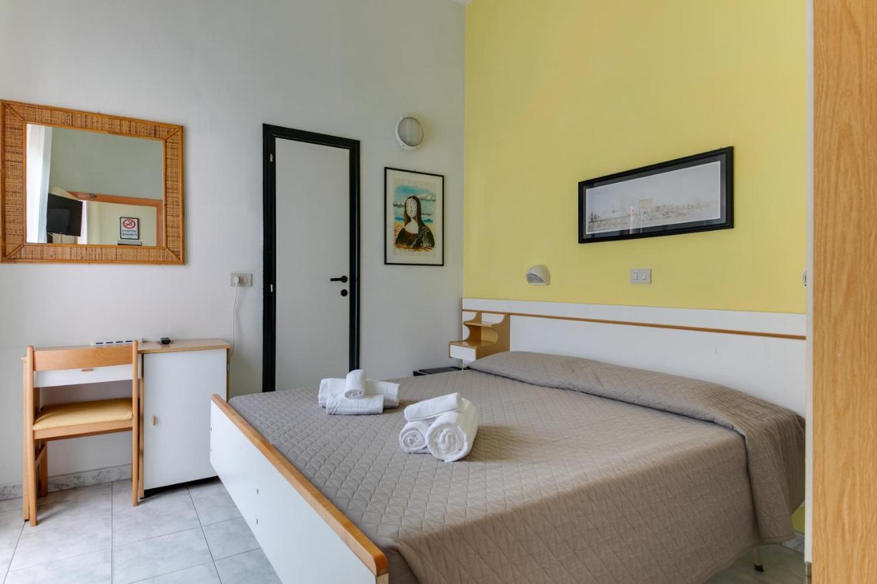 Hotel Villa Merope Rimini Luaran gambar