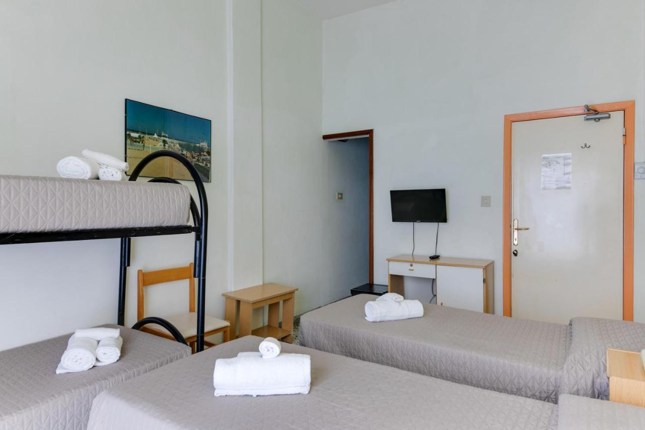 Hotel Villa Merope Rimini Luaran gambar