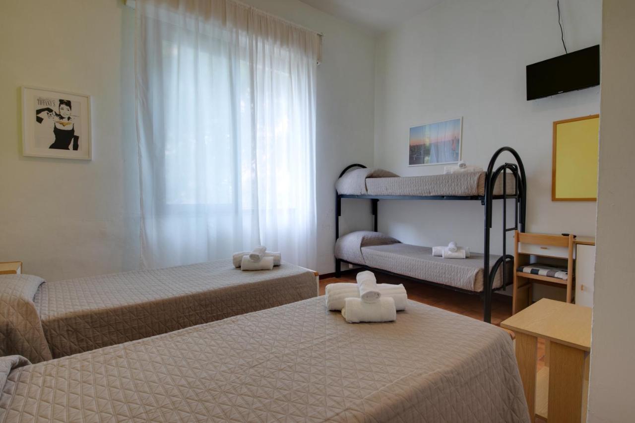Hotel Villa Merope Rimini Luaran gambar