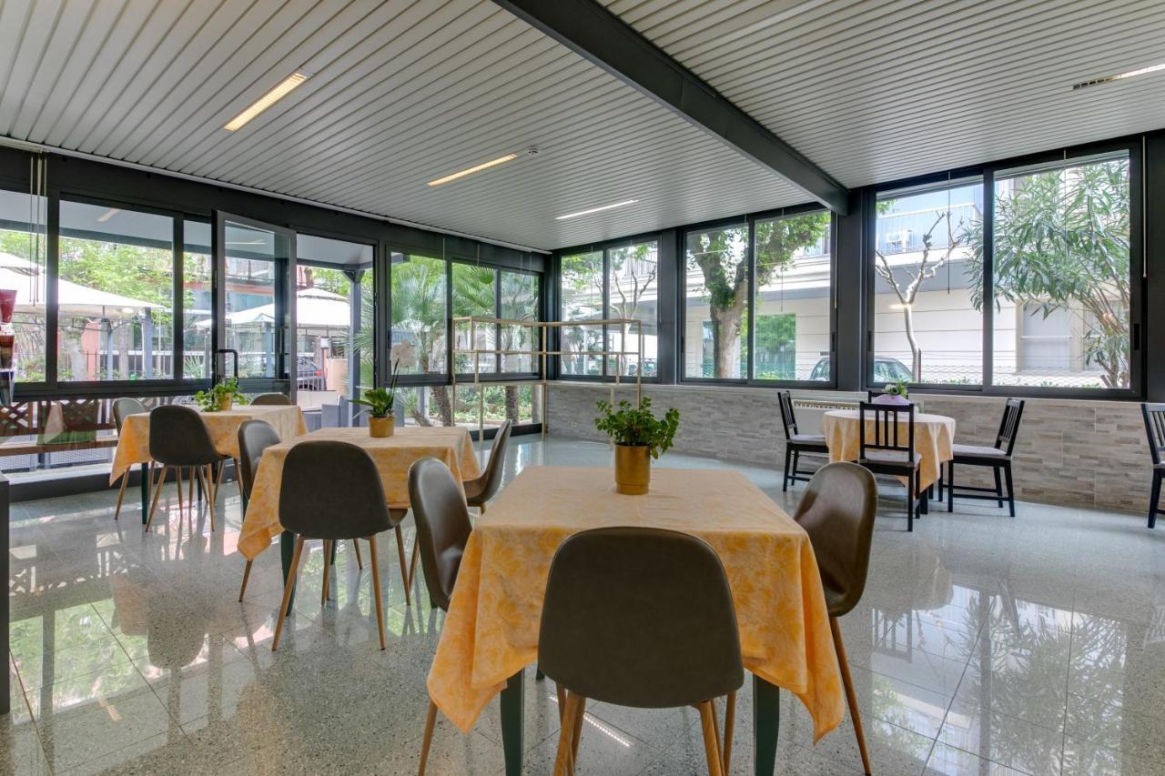 Hotel Villa Merope Rimini Luaran gambar