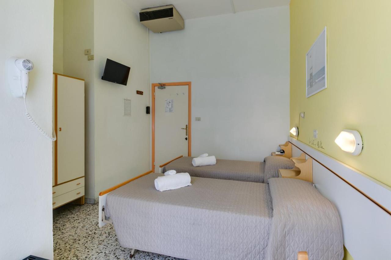 Hotel Villa Merope Rimini Luaran gambar